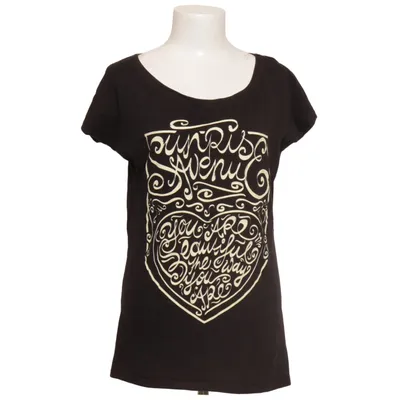 T-shirt (Black) from Bravado Organic cotton