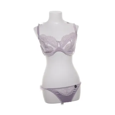 Underklädesset (Lila) från Noir by Hunkemöller