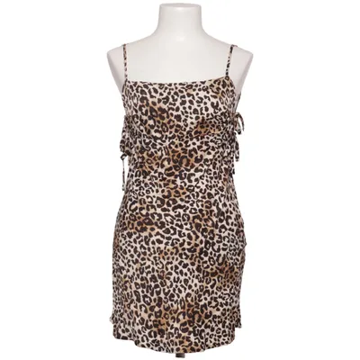 Klänning (Beige, Svart) från Bershka