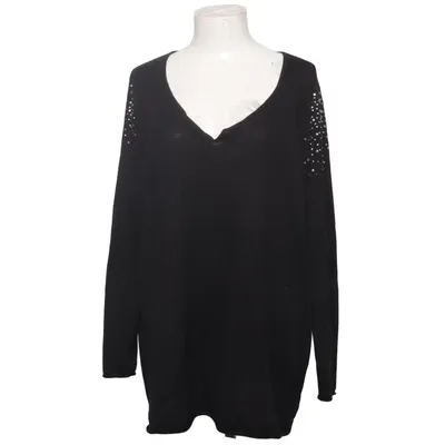 Pull-over (Noir) de Emilia Lay Laine de mouton