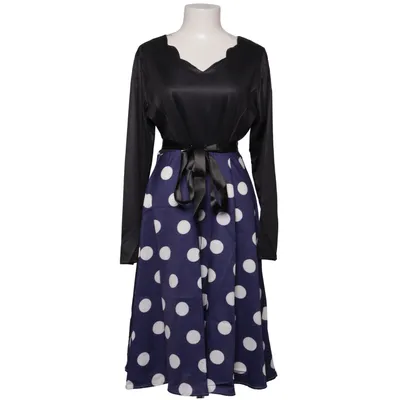 Maskeradkläder (Svart, Blå, Vit)