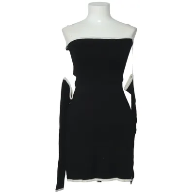 Klänning (Svart, Vit) från Bubbleroom Occasion Polyester, Viskos