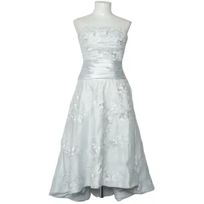 Evening gown (Silver) from JenJenHouse
