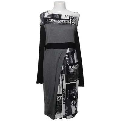 Kleid (Schwarz, Grau, Weiß) von Mandarin Elasthan, Viskose