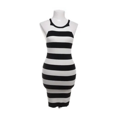 Jurk (Zwart, Wit) van Stradivarius Polyamide, Viscose