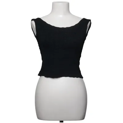 Crop top (Black) from Haoyu