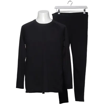 Base layer (Black) from Alpine Recycled polyester