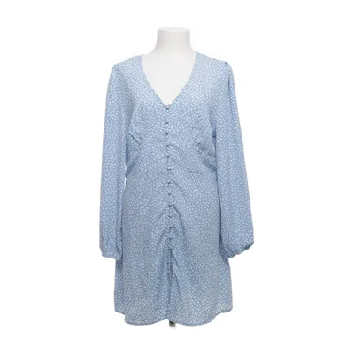 Robe (Bleu, Blanc) de Nelly x Glamorous Polyester