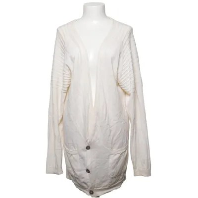 Cardigan (White) from Nakkna Merino wool