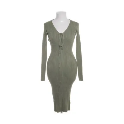 Klänning (Grön) från Anika Teller x NA-KD Polyester, Viskos