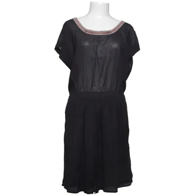 Robe (Cassis) de Hillevi Coton, Viscose
