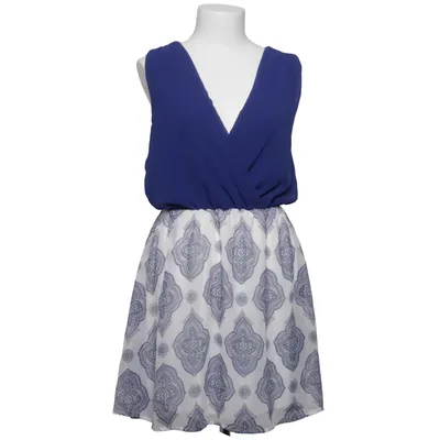 Jurk (Blauw, Wit, Meerkleurig) van Charlotte Russe Polyester