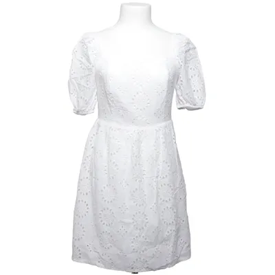 Jurk (Wit) van Trendyol Katoen, Polyester