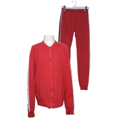 Ensemble de sport (Rouge, Blanc, Noir) de Van Gils