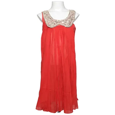 Robe (Rouge) de Vogue Fashion