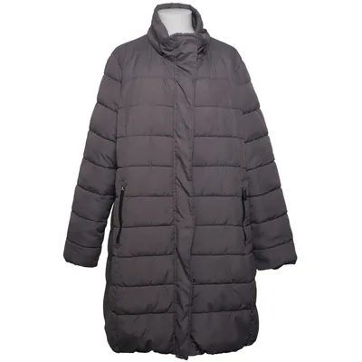 Winter coat (Gray) from Tindra Polyester