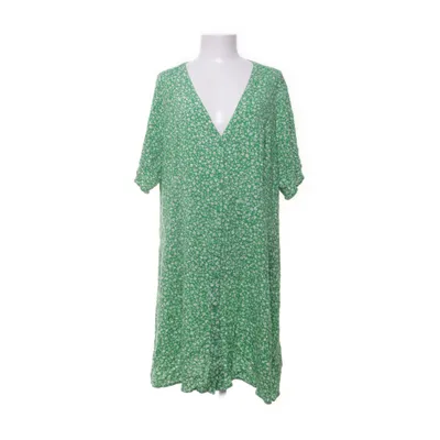 Jurk (Groen, Wit) van Monki Viscose