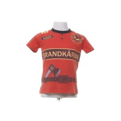 T-shirt (Röd, Svart, Gul) från Den Goda Fen Ekologisk bomull
