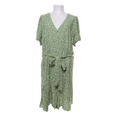 Omlottklänning (Grön, Vit, Svart) från Evoked Vila