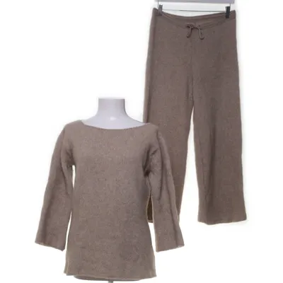 Set (Beige) from Rodika Zanian Wool