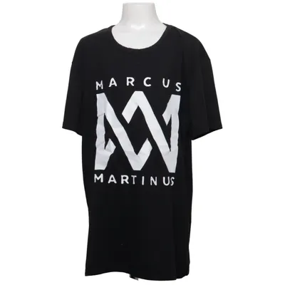 T-shirt (Schwarz) von Marcus & Martinus