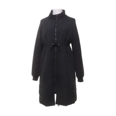 Jacka (Svart) från Mamalicious Nylon