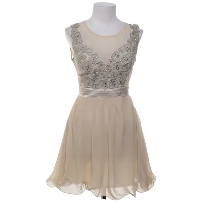 Cocktailklänning (Beige) från Little Mistress Polyester