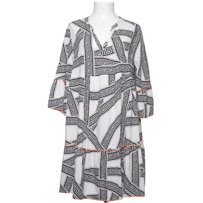 Robe (Blanc, Noir, Orange) de Sarah