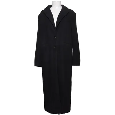 Kappa (Svart) från Josefine HJ x NA-KD Polyester