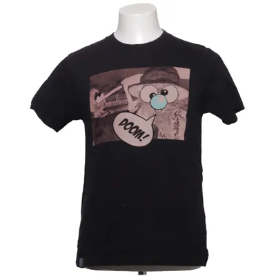 T-shirt (Black) from Wemoto