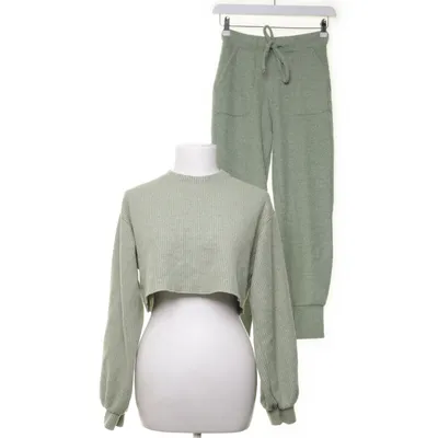 Set (Grön) från Bershka Polyester, Viskos