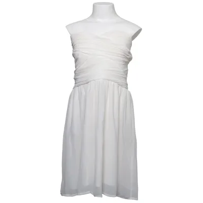 Robe de cocktail (Blanc) de Rare Polyester