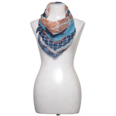 Sjal (Blå, Orange, Vit) från Unmade Copenhagen