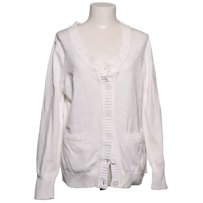 Cardigan (White) from Playback