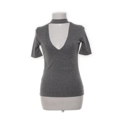 Top (Gray) from MW Make Way Polyester, Elastane, Viscose