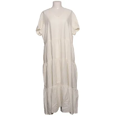 Dress (White) from Cellbes