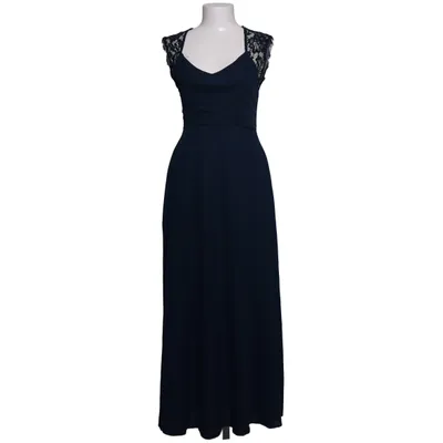 Abendkleid (Blau) von NLY Eve