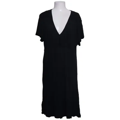Kleid (Schwarz) von Remind Items