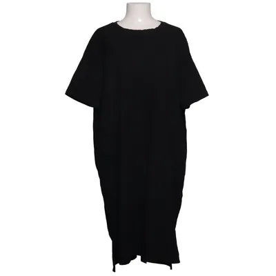 Klänning (Svart) från Globe Hope Återvunnen bomull, Återvunnen polyester