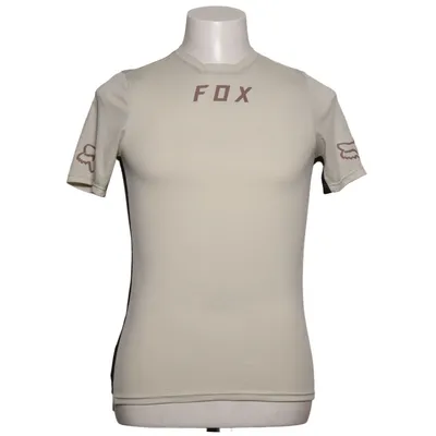 Sporttop (DEFEND) van Fox Polyester