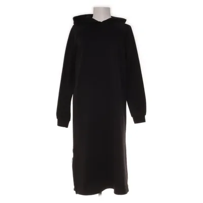 Huvklänning (Svart) från Noisy May