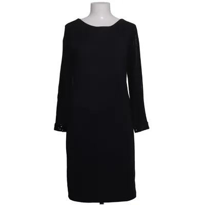 Robe (Noir) de Arin