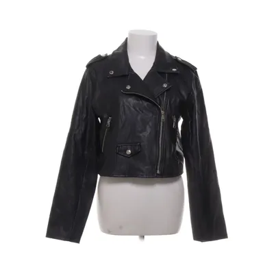 Bikerjacka (Svart) från PrettyLittleThing