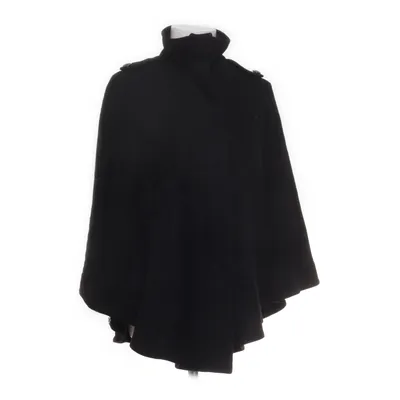 Cape (Svart) från STOCKH LM