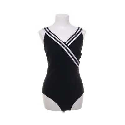 Baddräkt (Svart, Vit) från Triumph Elastan, Nylon, Polyester