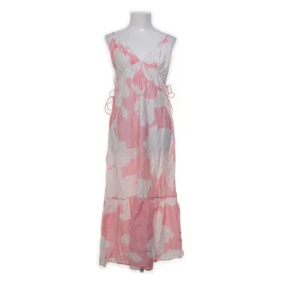 Klänning (Rosa, Vit) från H&M Polyester, Viskos
