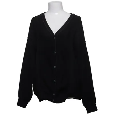 Cardigan (Noir) de Bueckle
