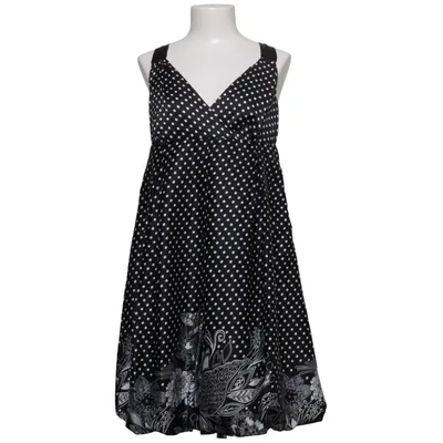 Klänning (Svart, Vit) från Xanaka Polyester