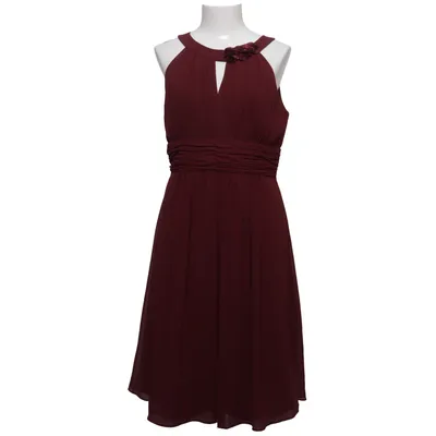 2nd hand cocktail dresses The cocktail edit. These bridal dresses don't only need to be worn once  It's time to shop second hand for your rehearsal dinner, bridal shower, and  beyond. All of these gorgeous listings