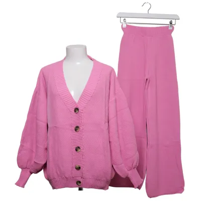 Set (Pink) from Fame Acrylic